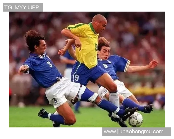 乌开头的足球明星盘点他们的辉煌成就与传奇故事 乌开头的足球明星盘点他们的辉煌成就与传奇故事