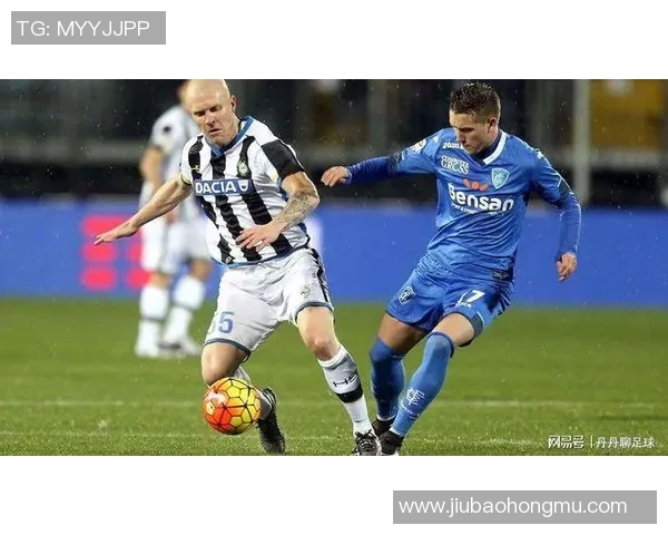 成都足球队心理素质的蜕变与球队文化建设的深度探讨 成都足球队心理素质的蜕变与球队文化建设的深度探讨