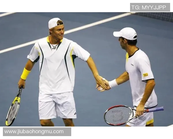 杭州篮球队在联合会杯中的默契配合与战术执行分析 杭州篮球队在联合会杯中的默契配合与战术执行分析